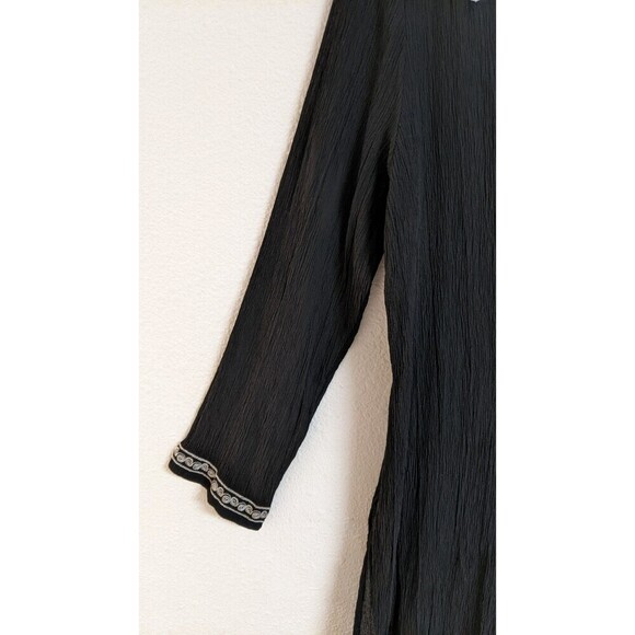 CHICO'S Women's Black Silk Embroidered Deep-V Cover-Up Beach Cruise 10/12 - Picture 4 of 11